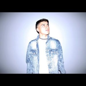 Meet your Posher, Gary